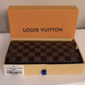Louis Vuitton Damier Ebene Zippy Wallet